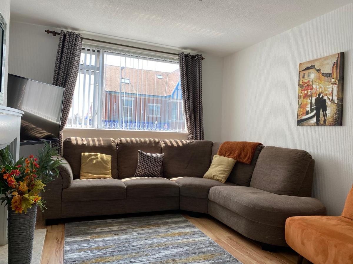 M&J Apartment Blackpool Esterno foto