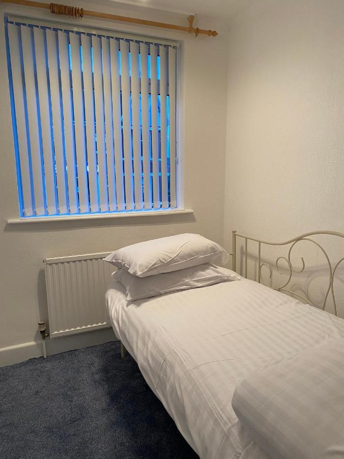 M&J Apartment Blackpool Esterno foto